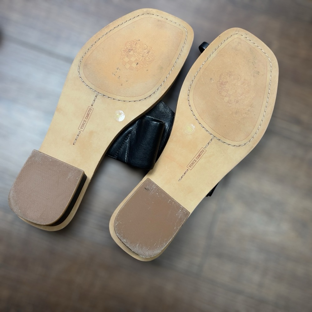 VINCE CAMUTO Black Leather Sandals • Yelinda • Size 11 • Women - Picture 8 of 10